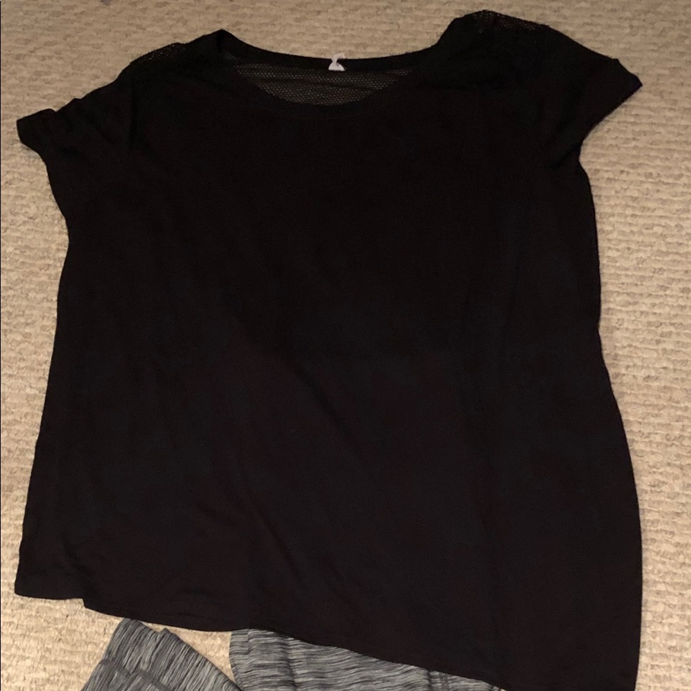 Athletic wear set